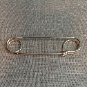 Vintage Gold Tone Safety Pin Brooch Skirt Pin